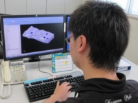 写真:設計(CAM)